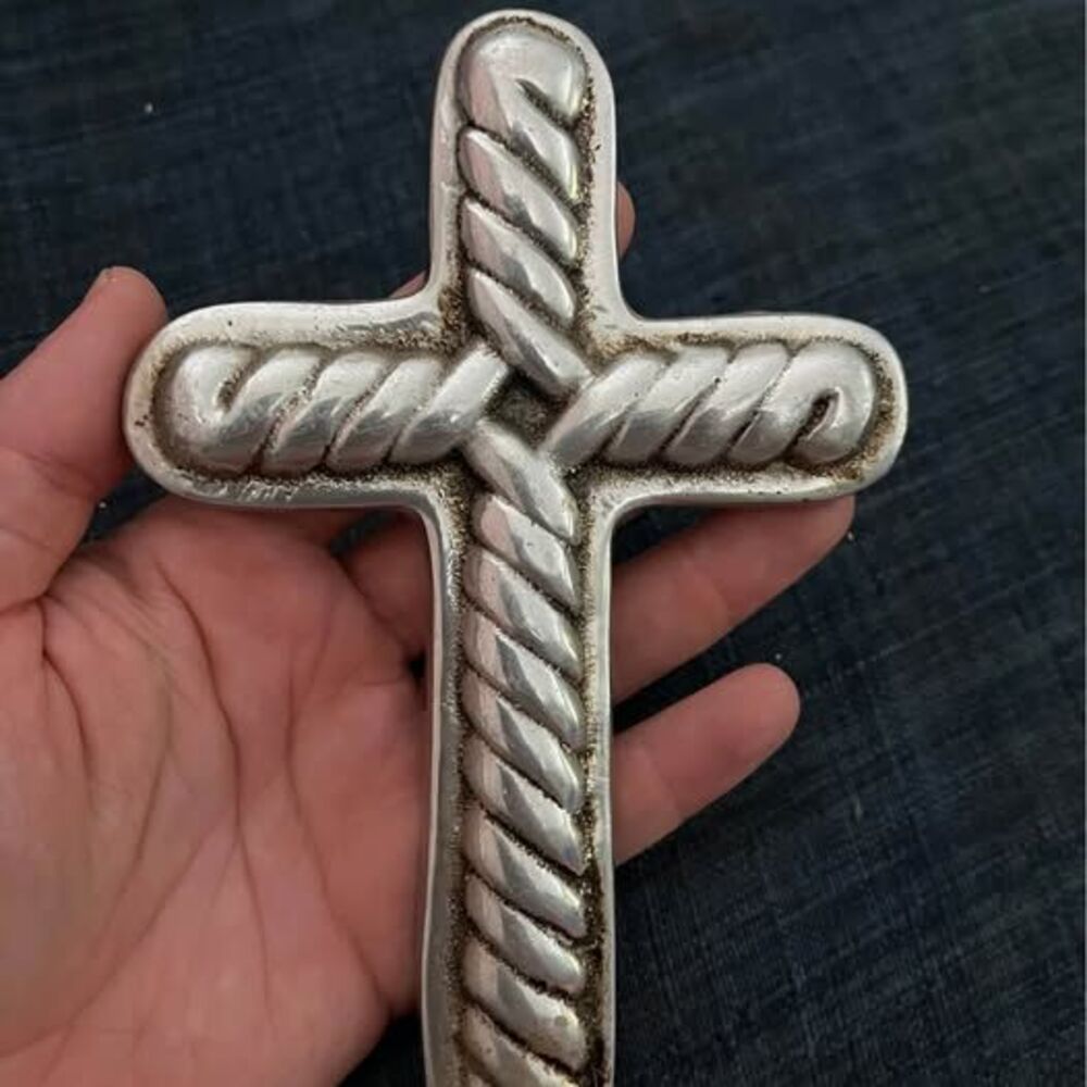Mariposa Aluminum Rope Cross Wall Decor
